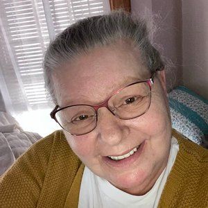 Meet your Posher, Marcia